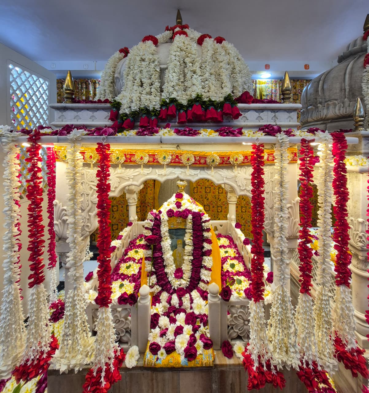 swami-teoonram-ji-maharaj-samadhi-1